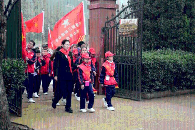 虫虫助手下载
